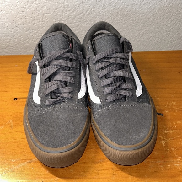 Vans Old Skool Ultracrush Pro, Gray, White, and gum sole, mens US 10.5 - Picture 2 of 7